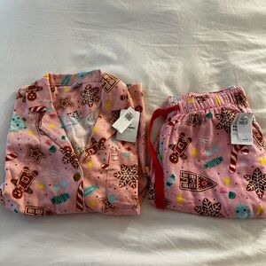 Old Navy Pink Gingerbread woman’s Pajama Set